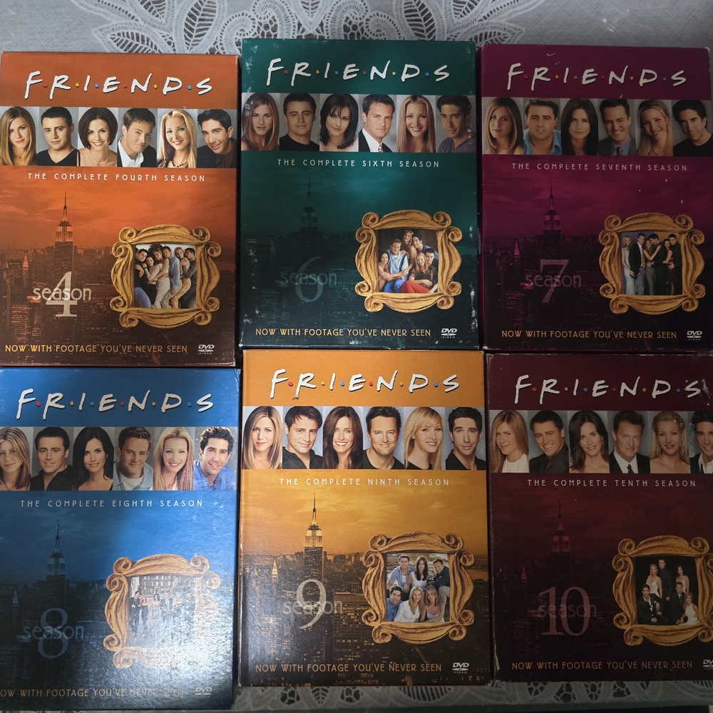 FRIENDS DVD Box Set - Multicolor Collection